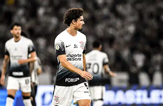 Operação da Polícia apreende 194 mil produtos piratas do Corinthians e mais clubes no interior de SP